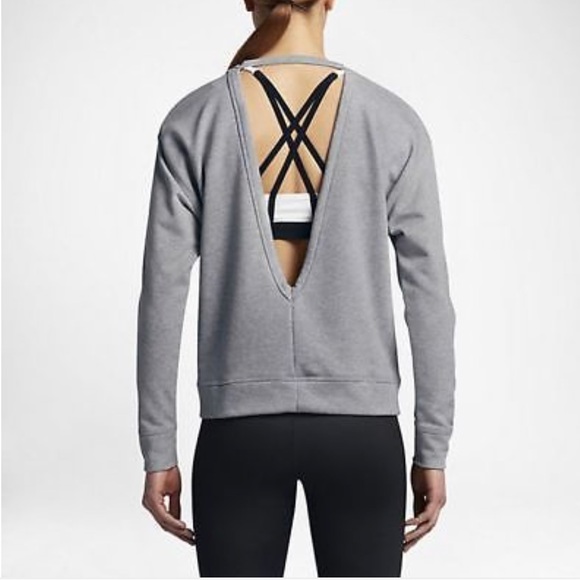 Nike Tops - 🌸 Nike cut out back sweatshirt 🌸